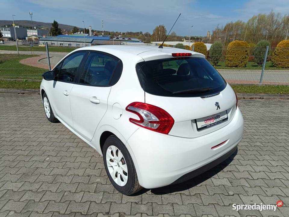 Peugeot 208 I 10 VTI 68 2014 klimatyzacja Sanok