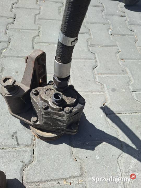 Pompa hydrauliczna z widlaka terenowego BKS Kujakowice Górne