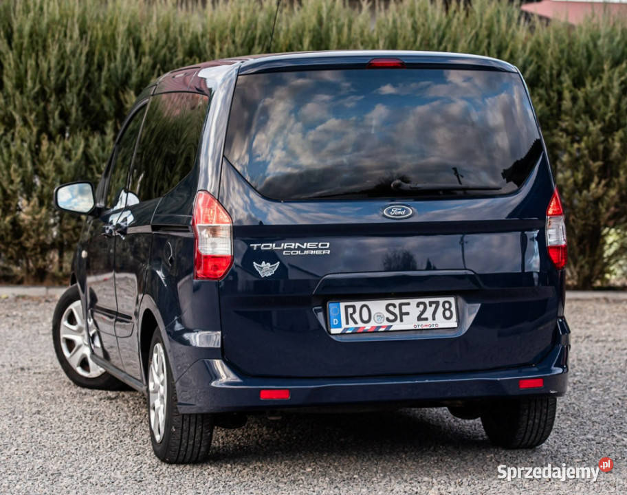 Ford Tourneo Courier Inna Lipsko