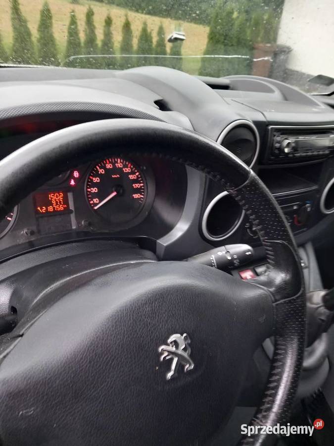 Zadbany peugot partner w stanie