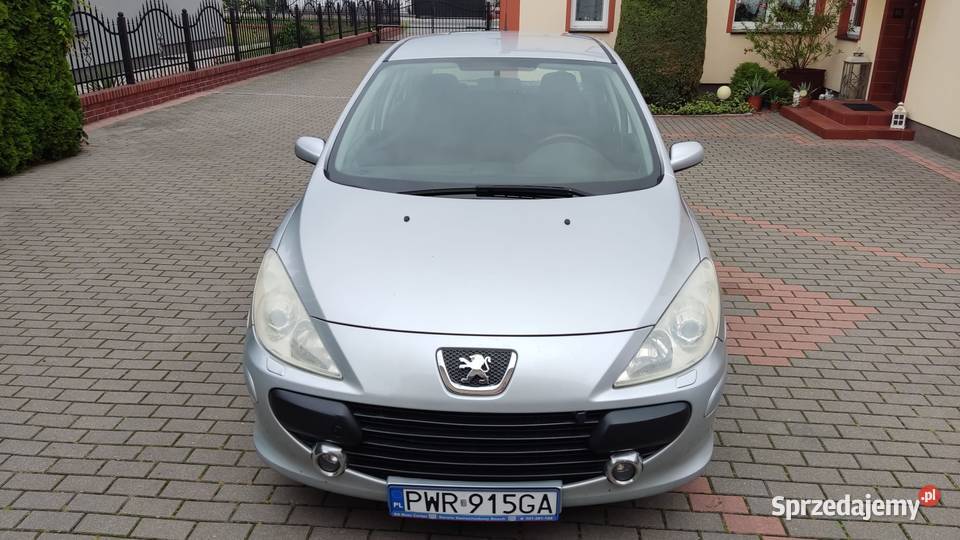 Peugeot 307 1600ccm 109 lpg 7l na 100 srebrny na 1600cm3 Orzechowo