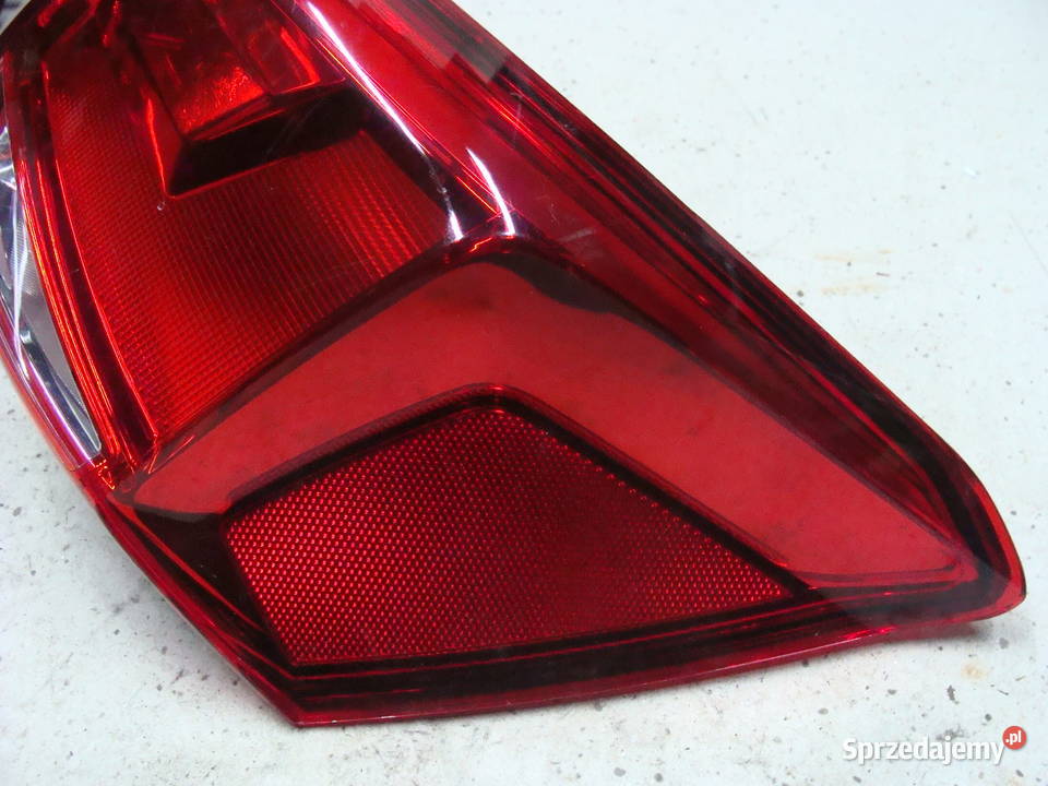 SEAT ARONA 17r LAMPA TYLNA TYŁ ZEWNĘTRZNA PRAWA Oświetlenie zachodniopomorskie Goleniów sprzedam
