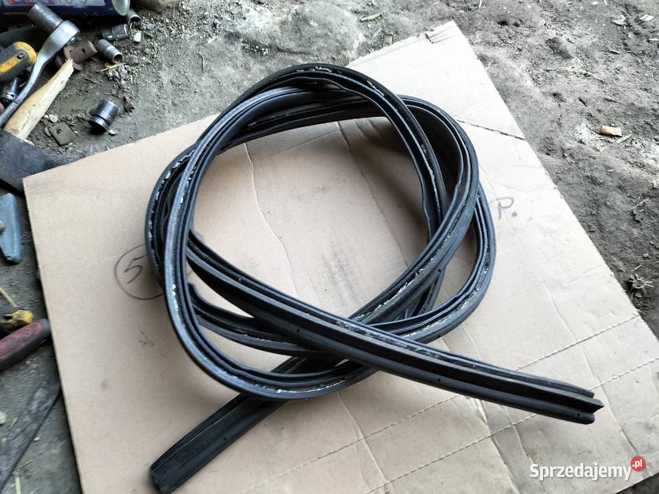 FORD FOCUS C MK1 USZCZELKA KLAPY BAGAŻNIKA sprzedam