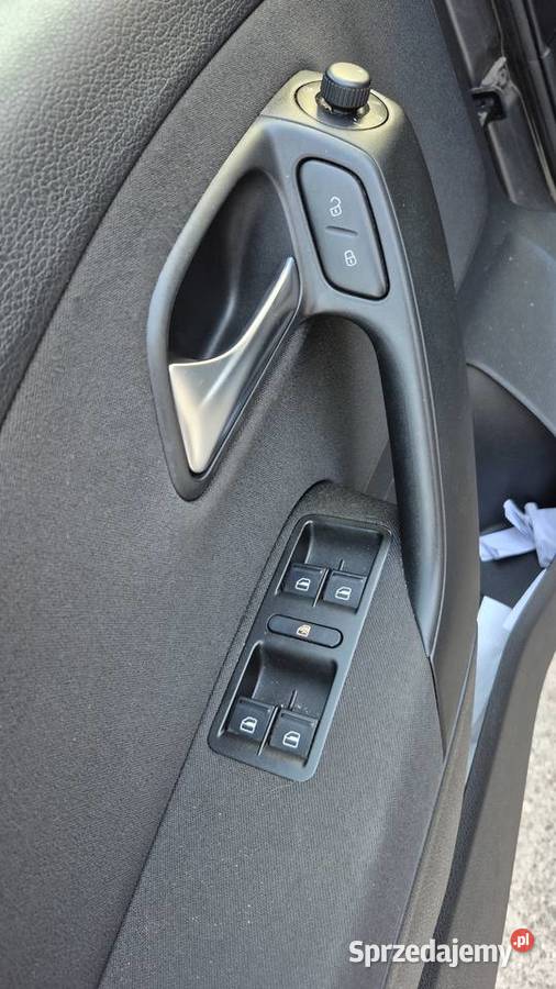 Sprzedam Volkswagena Polo 12 100 z 2010 r nieuszkodzony Kraków