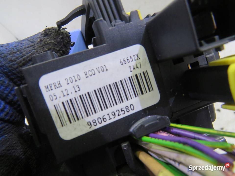 PUSZKA SKRZYNKA BEZPIECZNIKÓW 16 eHDI PEUGEOT osobowe sprzedam