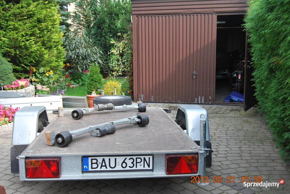 przyczepkę samochodową