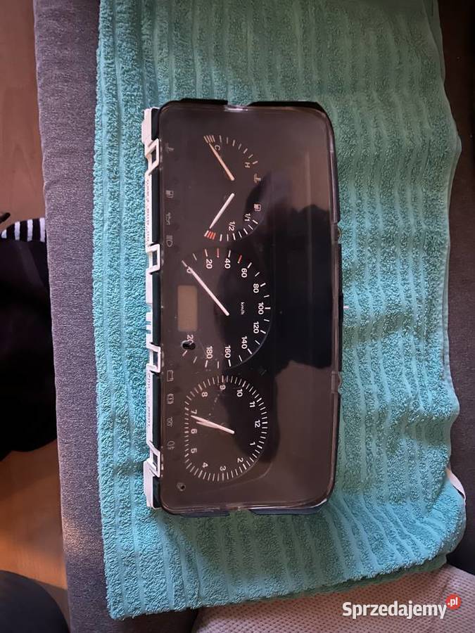 Licznikzegary VW VOLKSWAGEN T4 Gdańsk sprzedam