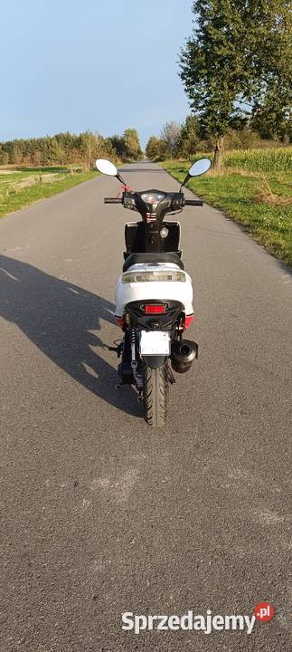 Sprzedam skutera Kamionka