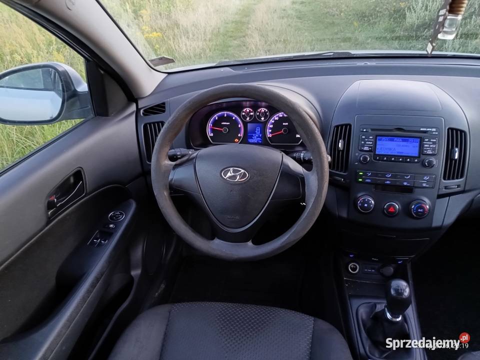 Hyundai i30 CW Blue 16CRDI Łańcuch 90 6bieg4L100 isofix Łaskarzew