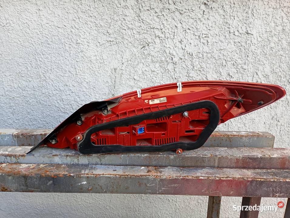 Lampa tylna lewa USA LED Mercedes CLA C117 W117 Rok produkcji 2015 śląskie