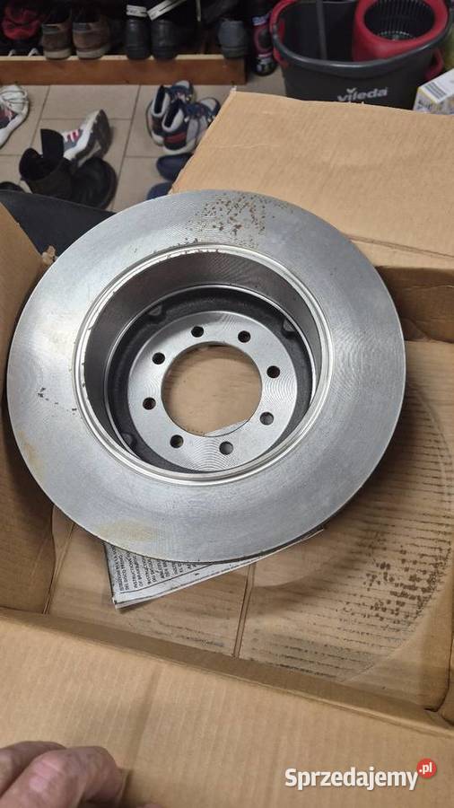 Nowe Tarcze Hamulcowe Tył BREMBO 08595210 Iveco dostawcze Nowa Święta