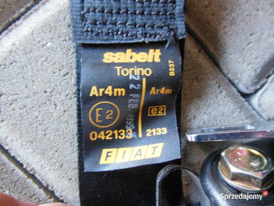 0421332133 71713869 PAS BEZPIECZEŃSTWA FIAT 126P śląskie Kozy