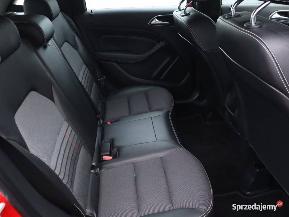Mercedes B B 180 Rok produkcji 2017 Katowice