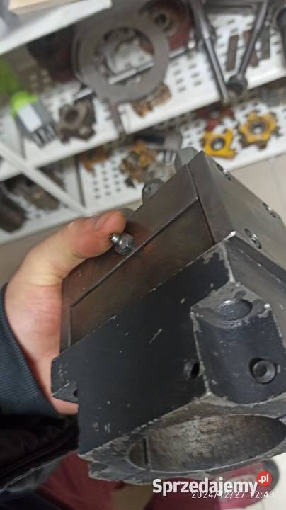 głowica 3 wrzecionowa gomad z swzybkozłączkami sprzedam