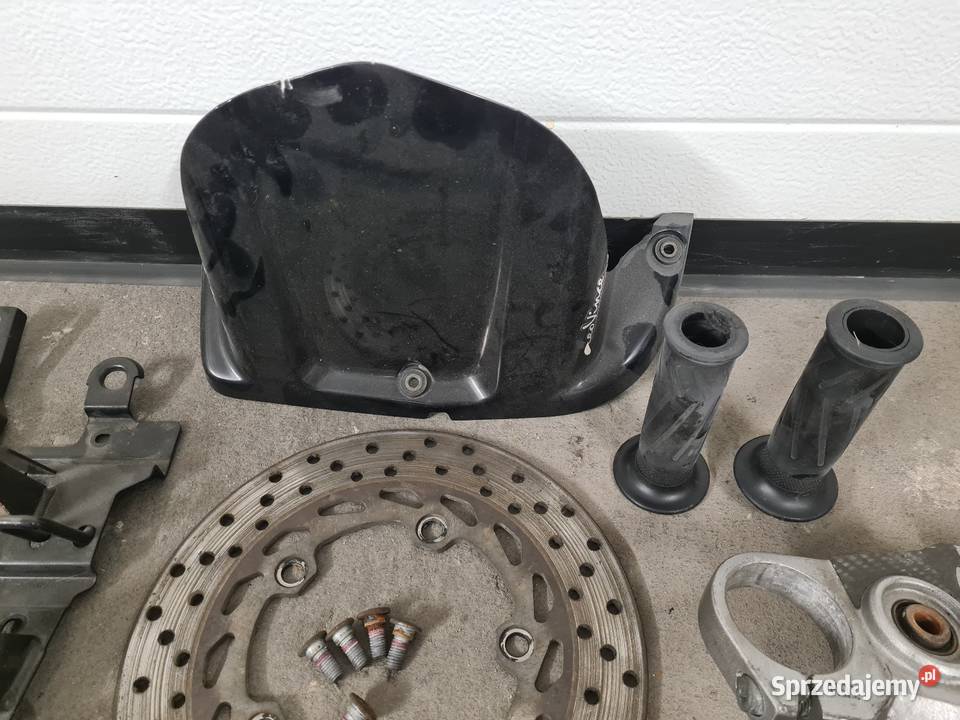 Yamaha fz1 2006r części Pozostałe Proszowice sprzedam