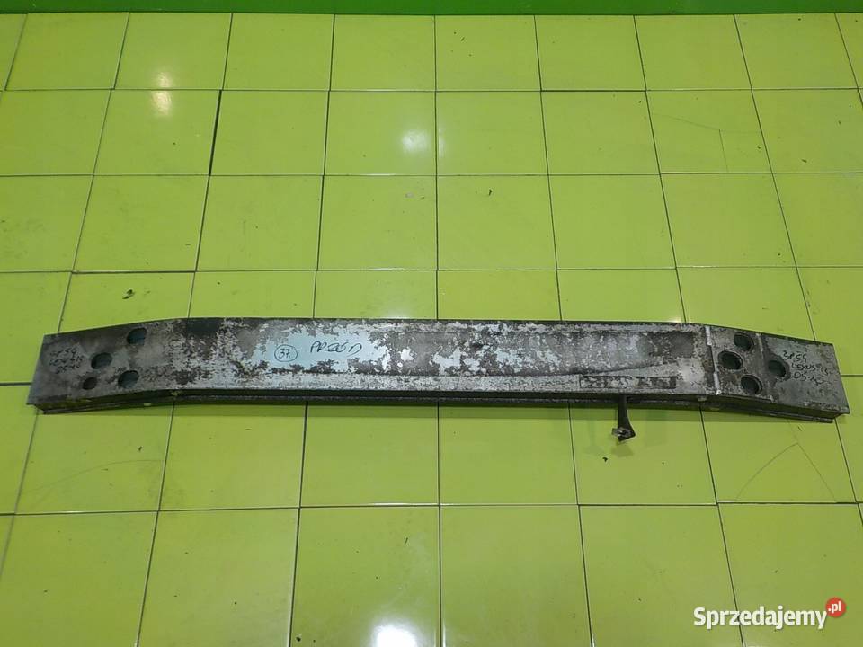 LEXUS IS II 07r SEDAN 4D belka zderzaka przod Suków