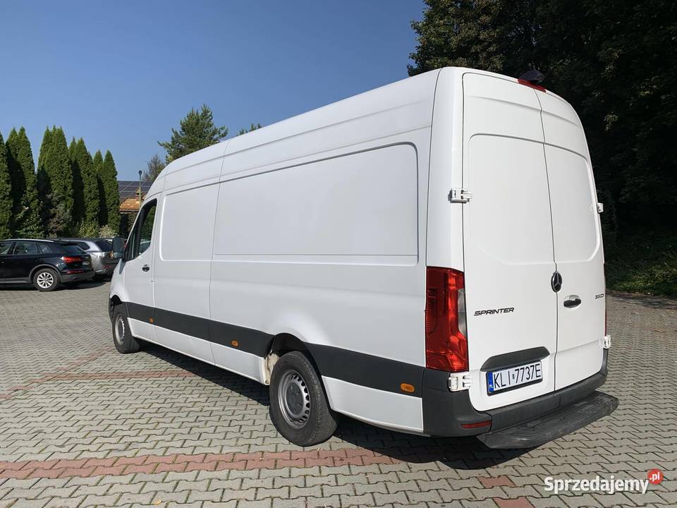 Mercedes Sprinter 907 blaszak 2021 czujnik parkowania Sprinter