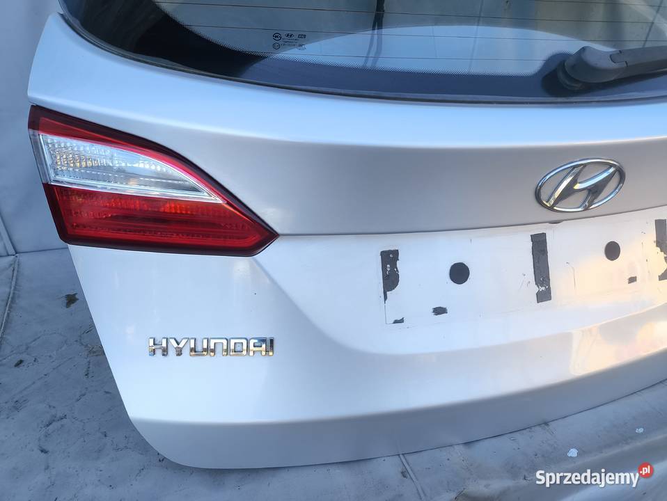 HYUNDAI I30 II KLAPA BAGAŻNIKA LAMPY KAMERA