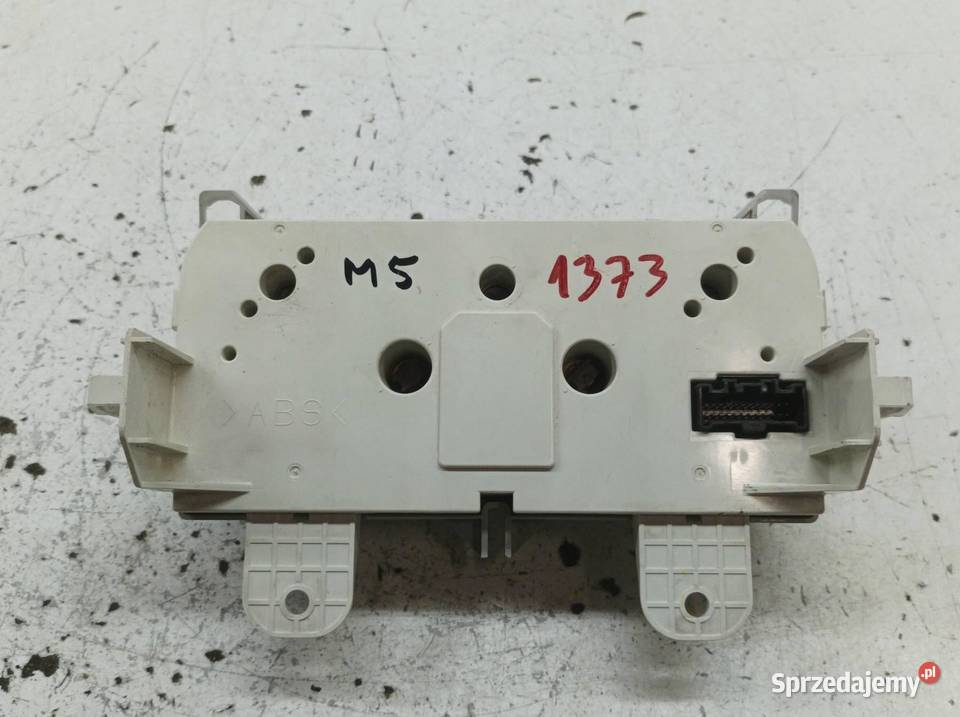 PANEL NAWIEWU CC51 Mazda 5 I 20052010 sprzedam