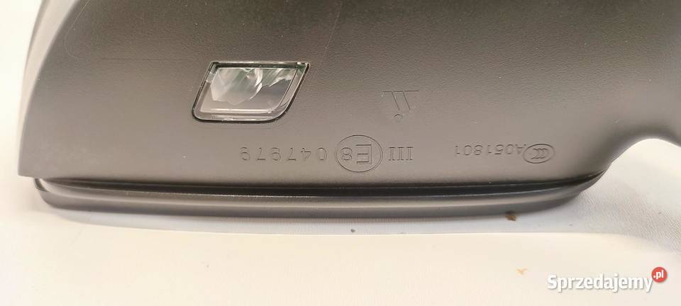 VW TIGUAN II LUSTERKO PRAWE LC9A 92PIN osobowe sprzedam