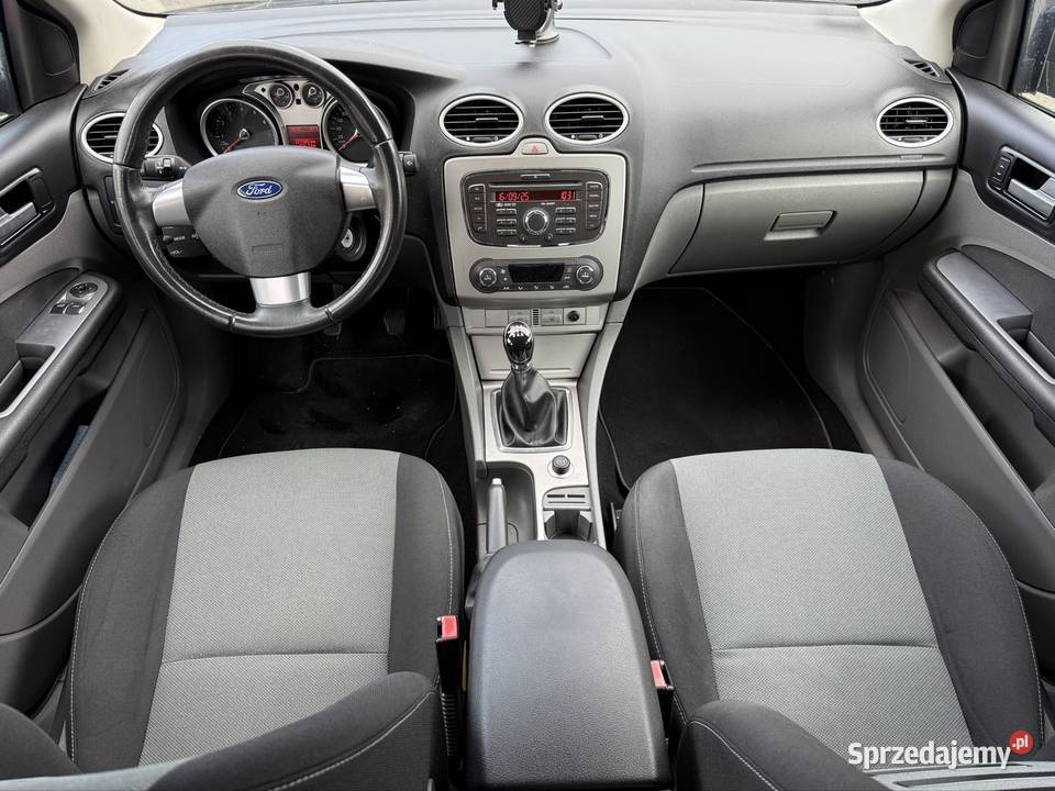 Ford Focus 2010 16 Salon Polska mazowieckie