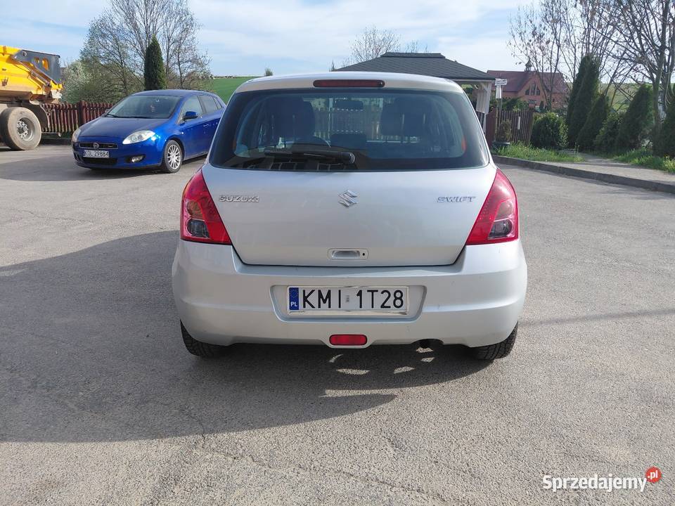 Suzuki swift 13 benzyna Nowe sprzeglo benzyna Wolbrom sprzedam