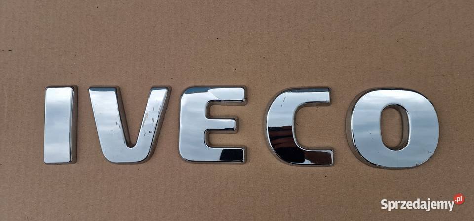 IVECO DAILY EMBLEMAT LOGO LITERY NA MASKĘ Bieleń