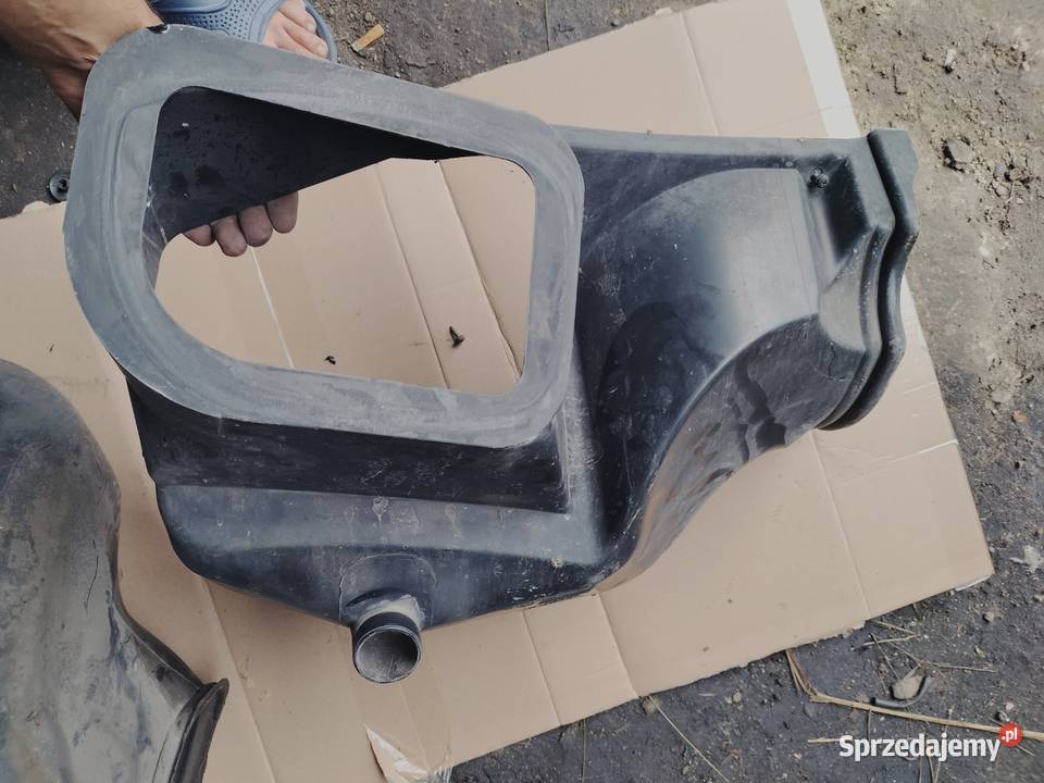 WLOT POWIETRZA MERCEDES VITO W638 A6388310105 Motoryzacja Kamień-Kolonia sprzedam