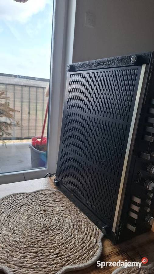 Dual CV 1600 Klasyczny wzmacniacz stereo Made in Namysłów