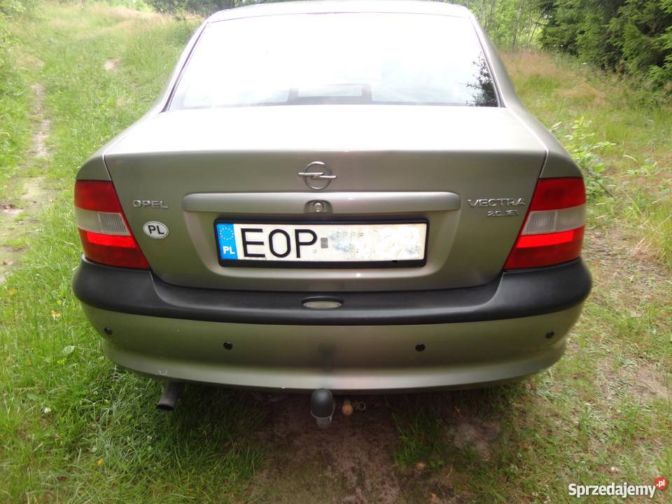Opel Vectra B 20 16V 136 łódzkie Opoczno
