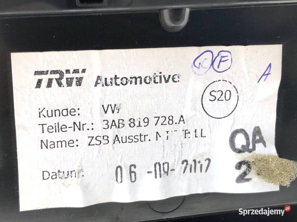 KRATKA NAWIEWU PRZÓD VW PASSAT B7 3AB819728A