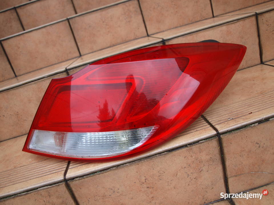Opel insignia A sedan lampa prawa tył 2008 2013r wielkopolskie Kalisz sprzedam