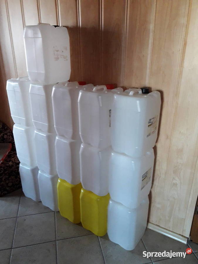 Kanister zbiornik bańka 20L z tworzywa Chmielnik sprzedam