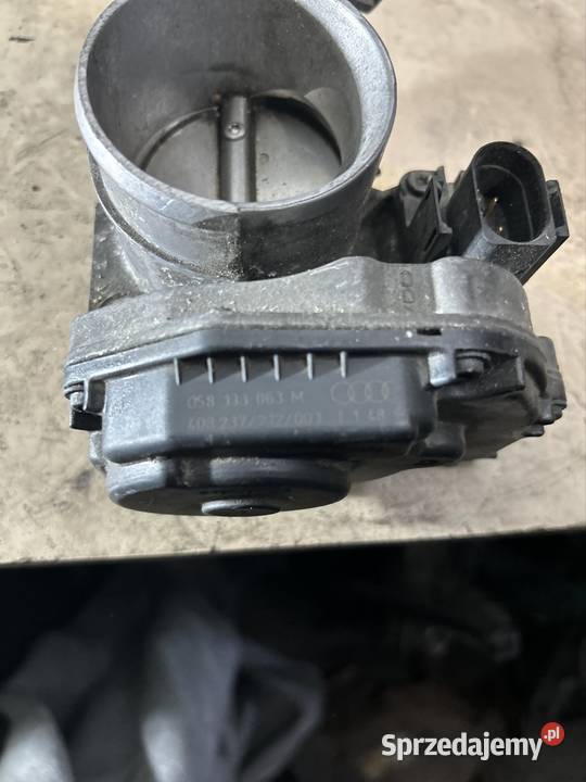 Przepustnica Audi a4 18 turbo 058133063M Kęty sprzedam