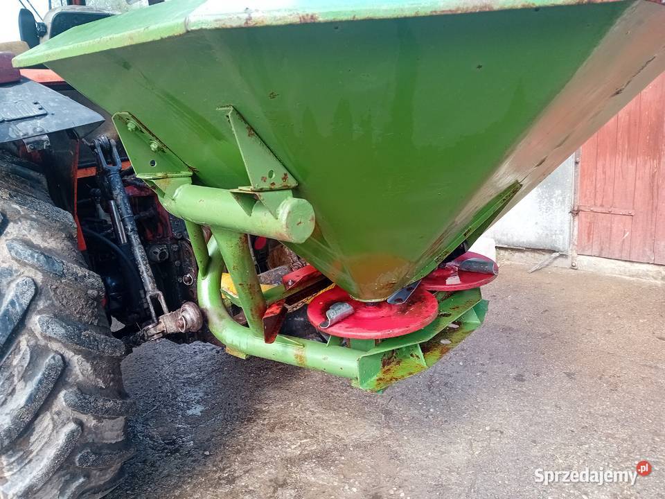 Rozsiewacz do nawozów 400 l Dąbrowa Białostocka