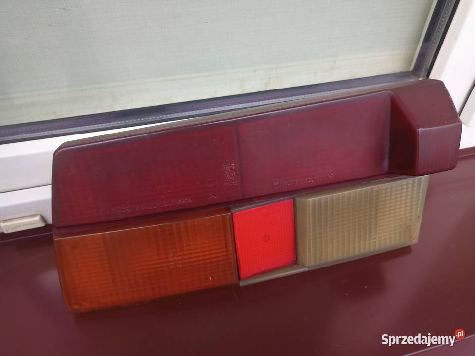 Skoda 105 120 lampa tył tylna lewa oryginał