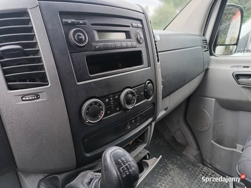 Crafter 7 osób SWAP 29tdi średniak hak 35t klima lubelskie Wołoskowola
