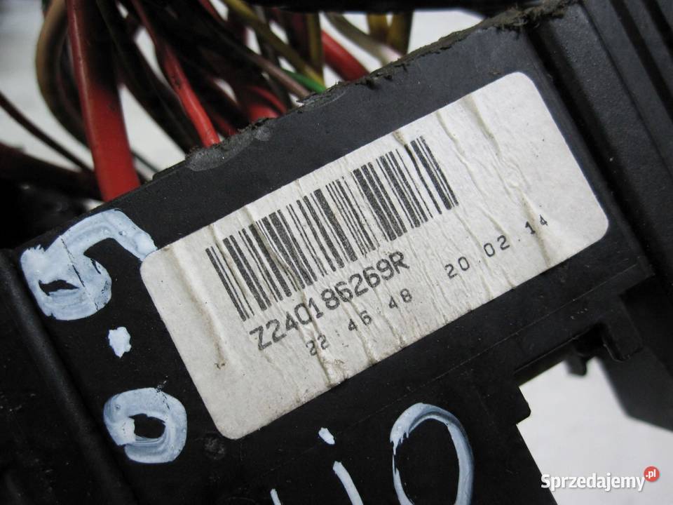 RENAULT CLIO IV 09 TCE 14r skrzynka sprzedam