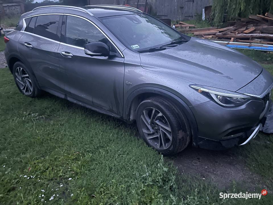 Infiniti QX30 Kościelec