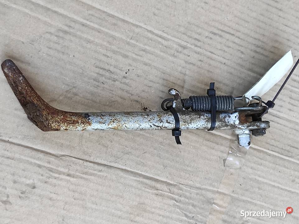 Hyosung Gt 125 stopka boczna Elementy nadwozia