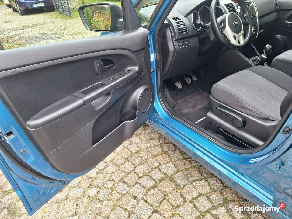 Kia Venga Spirit panorama dach niewielki śląskie Siewierz