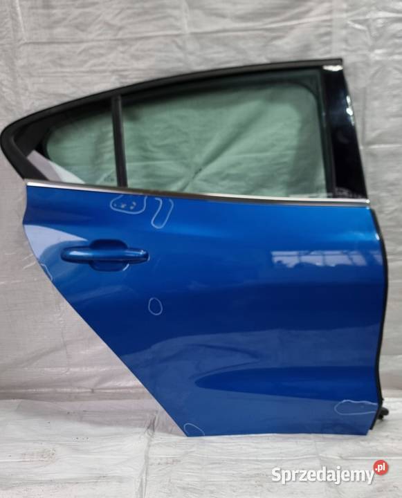 FORD FOCUS MK4 HB DRZWI PRAWY TYŁ KOMPLETNE Części samochodowe