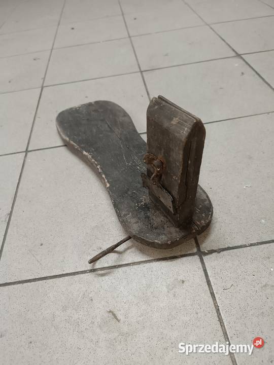 Zabytkowy koń przyrząd do szycia lejc uchwyt Rzeszów