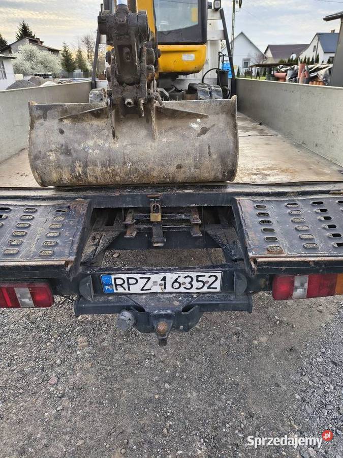 Sprzedam samochód Nissan Cabstar Napęd tylna oś