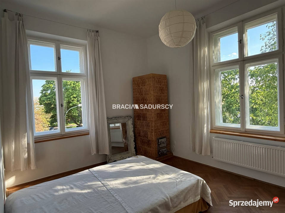 Mieszkanie na sprzedaż 60m2 2 pokojowe Kraków Rok budowy 1930 sprzedam