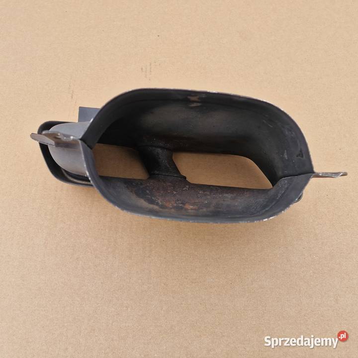 MERCEDES CKLASA W205 WYDECH KOŃCÓWKA LEWA Bieleń