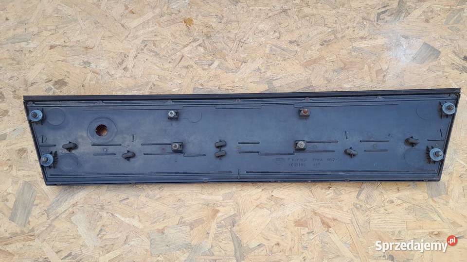 Nissan Maxima blenda klapy bagażnika Odblaski Części samochodowe Goleniów