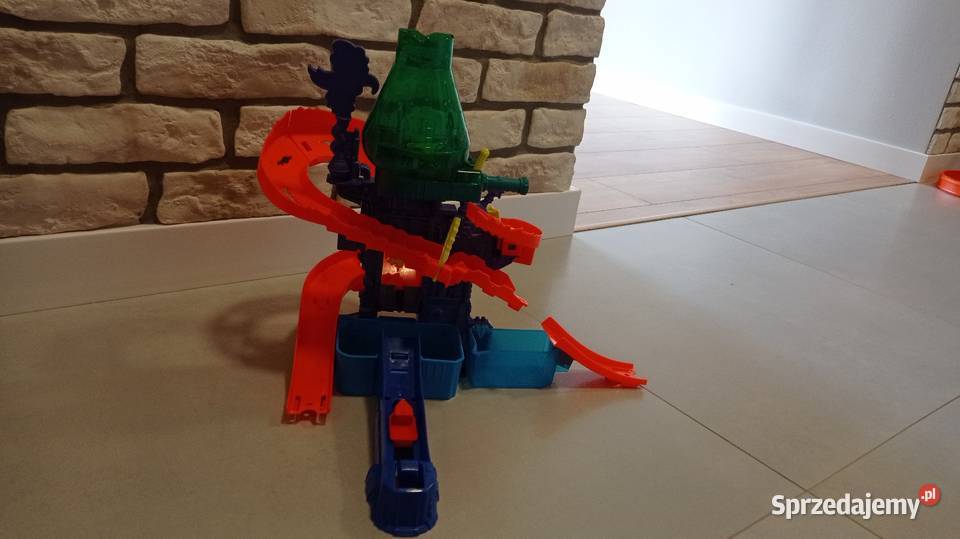 Tor wodny hot wheels Plastik  mazowieckie sprzedam