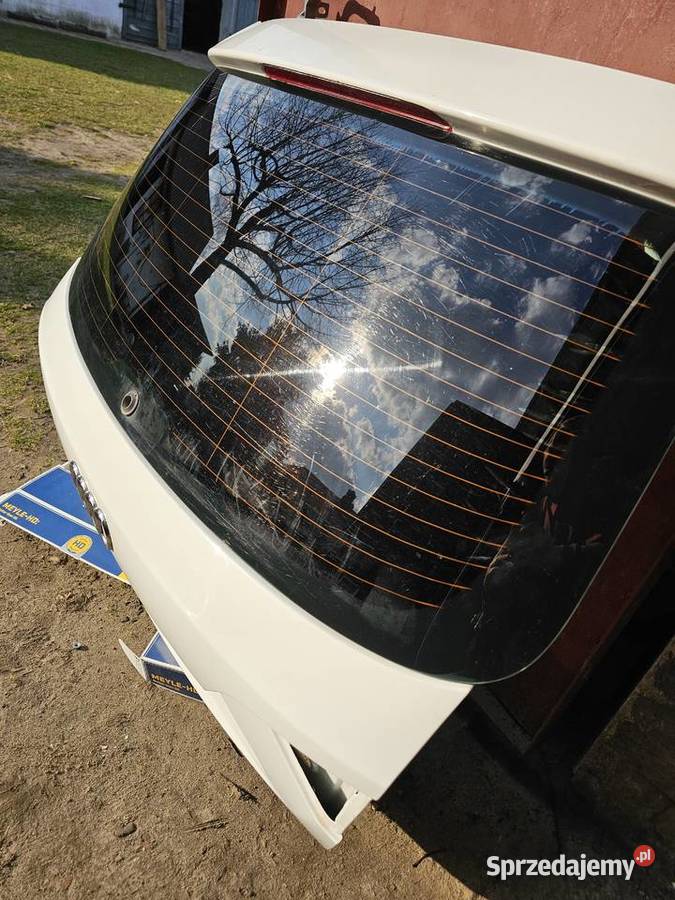 Klapa bagażnika audi a4b8 Paradyż