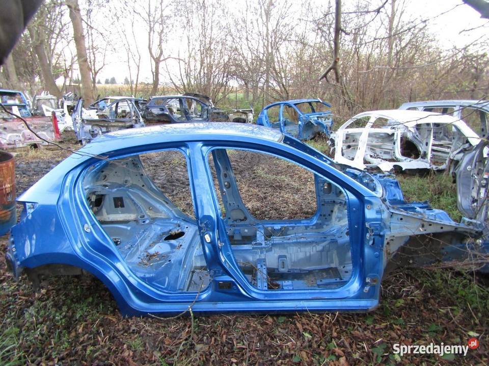 PRÓG SŁUPEK PRAWY BOK 44J MAZDA 2 DJ Progi